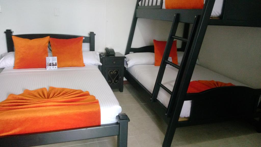 Hotel Colonial Pereira Buitenkant foto