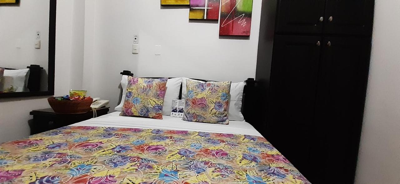 Hotel Colonial Pereira Buitenkant foto