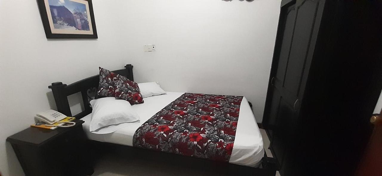 Hotel Colonial Pereira Buitenkant foto