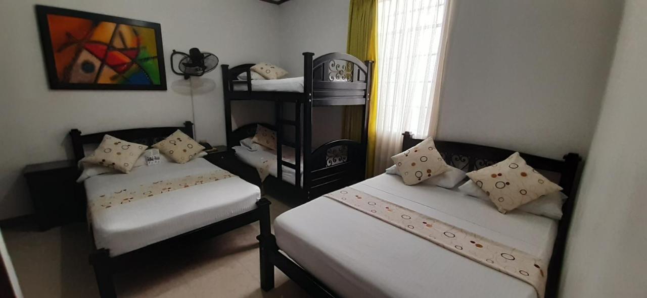 Hotel Colonial Pereira Buitenkant foto