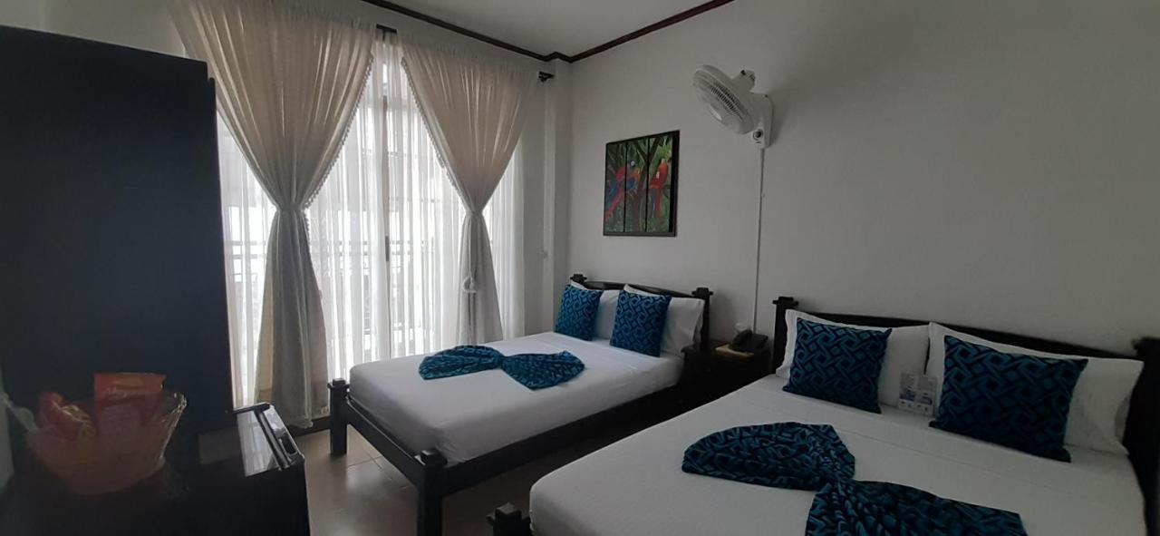 Hotel Colonial Pereira Buitenkant foto